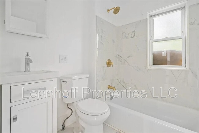 9 Martel St