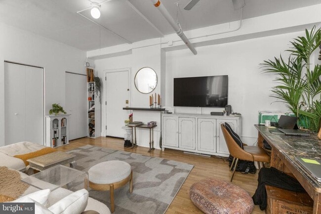 Photo - 1324 Locust St Unit 1603