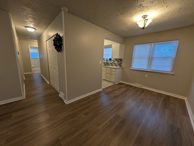 Photo - 799 Gates Ave