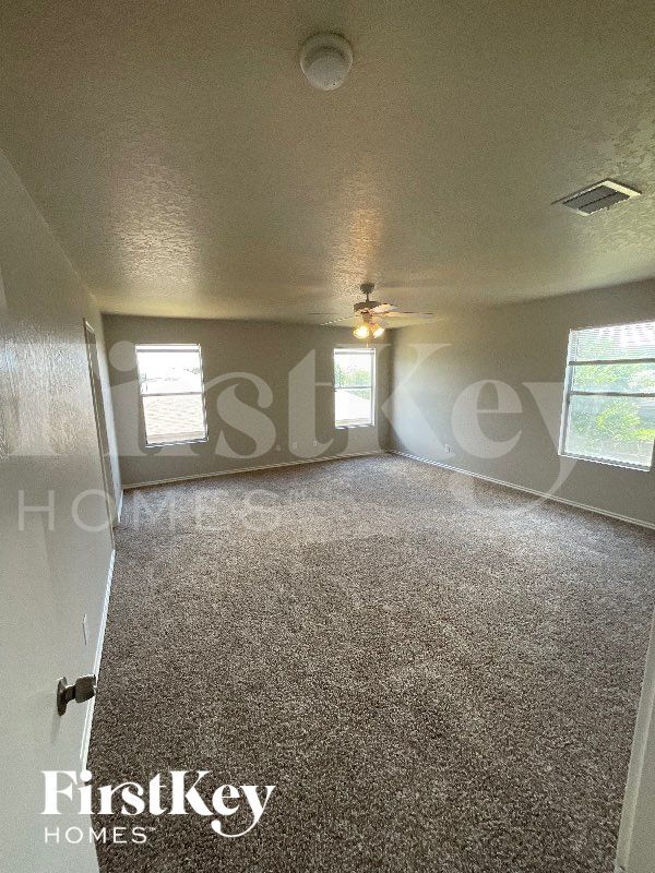 Photo - 3502 Sage Meadow