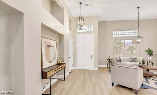 Photo - 2608 Desert Sands Dr