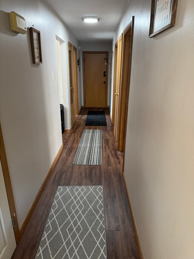 Photo - 1013 Somerville St Unidad 2