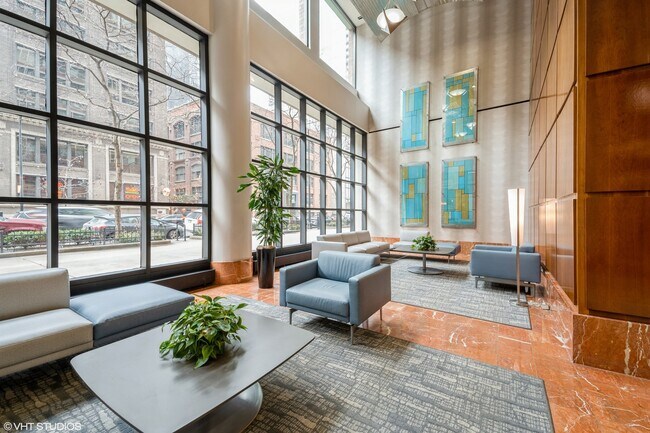 Photo - 211 E Ohio St Unit 723