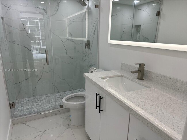 Photo - 1915 Brickell Ave Unit 604