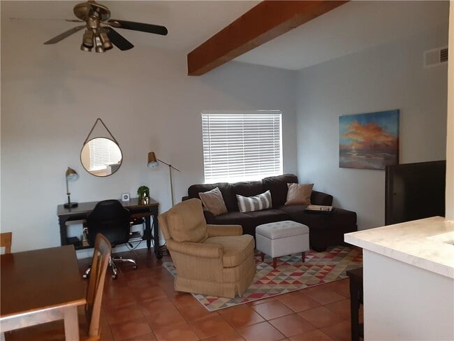Photo - 2408 Longview St Unit 212