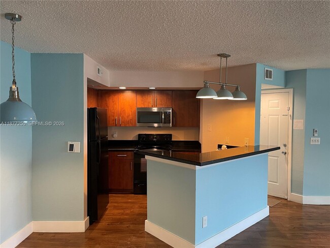 Building Photo - 12760 Vista Isles Dr Unit 711