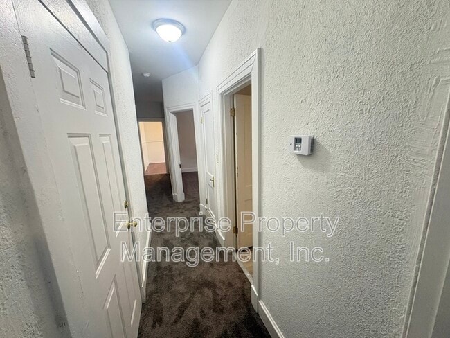 Photo - 2360 Forest Ave Unit 4