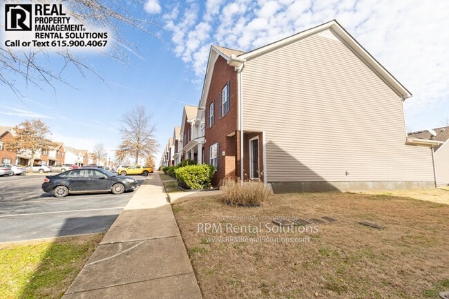 Photo - Amazing Smyrna 3BR townhome END-UNIT, just 1 mile from I-24!