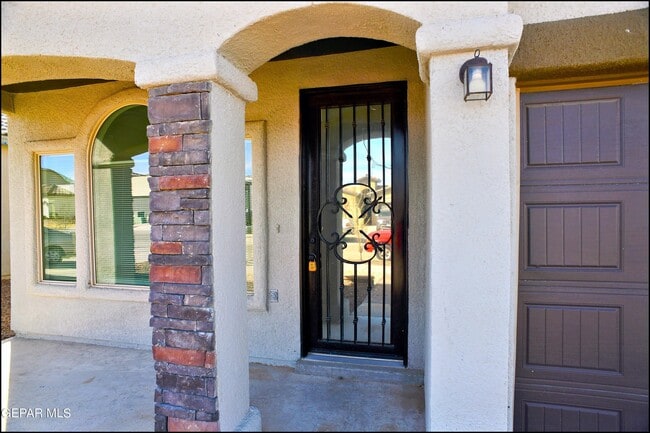 Photo - 781 Croxdale St