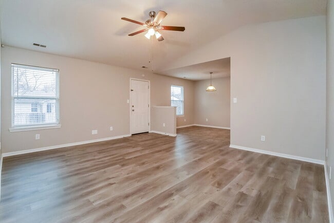 Photo - 6113 Longmeadow Dr