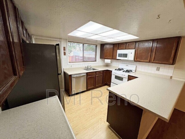 Photo - 2643 Powder Dr