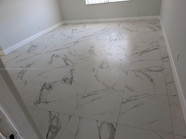 Photo - 6201 SW 37th St Unit 203