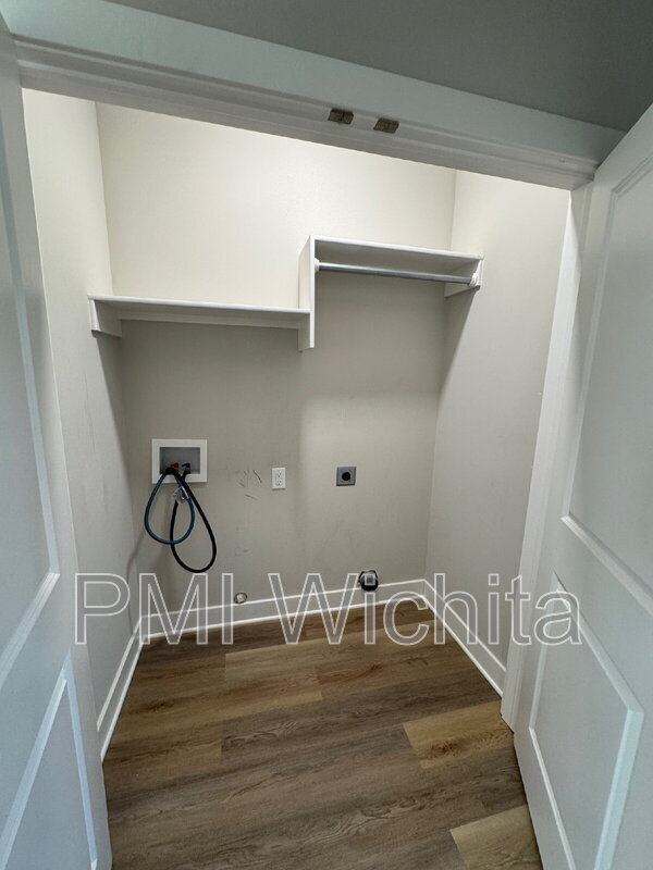 Photo - 5242 N Cypress Cir