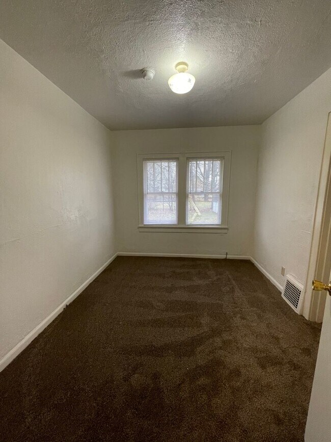 Nice 2 Bedroom Home in Elkhart for Rent Rental House Rental in