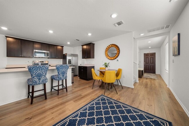 Photo - 7204 Sparkling Light Dr