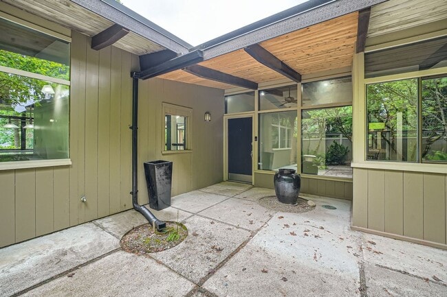 Photo - 4Bd/3.5Ba Medina House