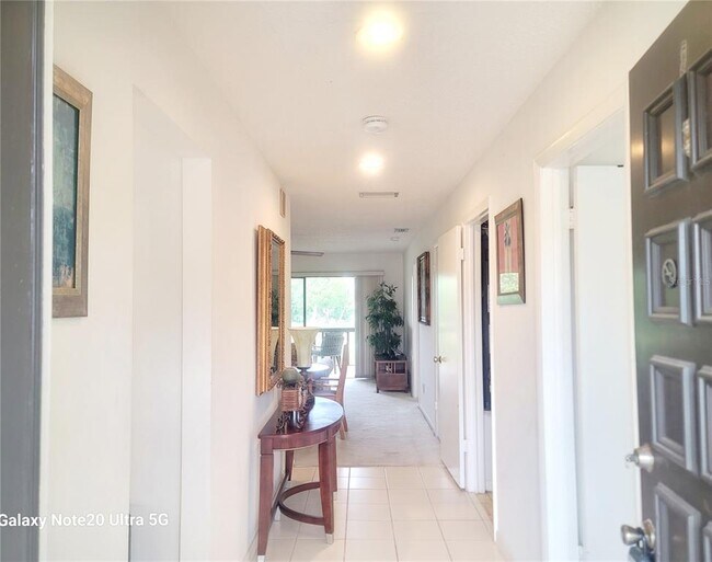 4535 Longwater Chase Unidad 18