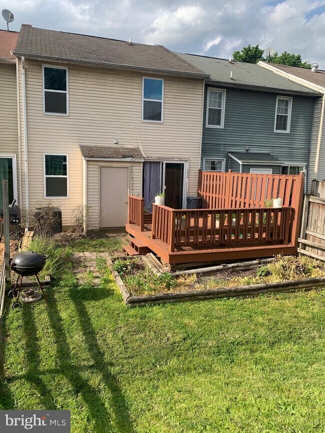 Photo - 47 Walden Mill Way Townhome