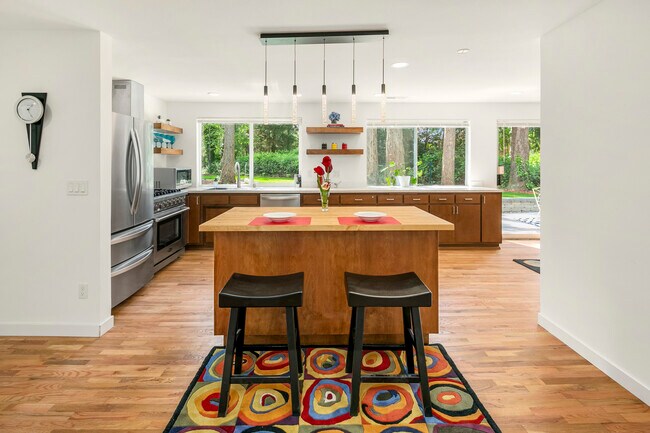 Photo - 13306 NE 72nd St