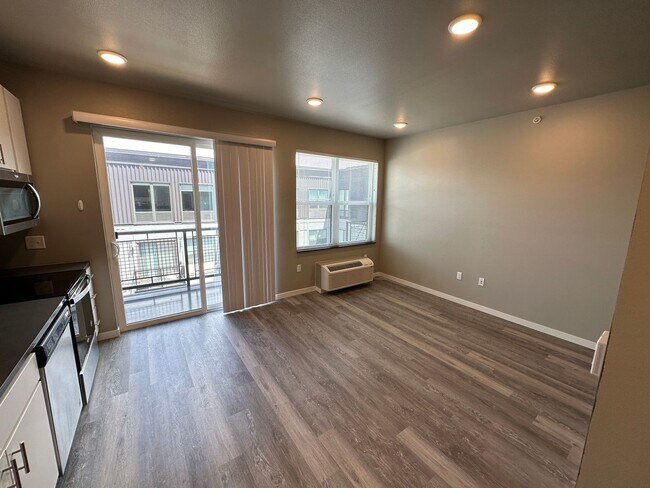 Photo - 5th Street Lofts -