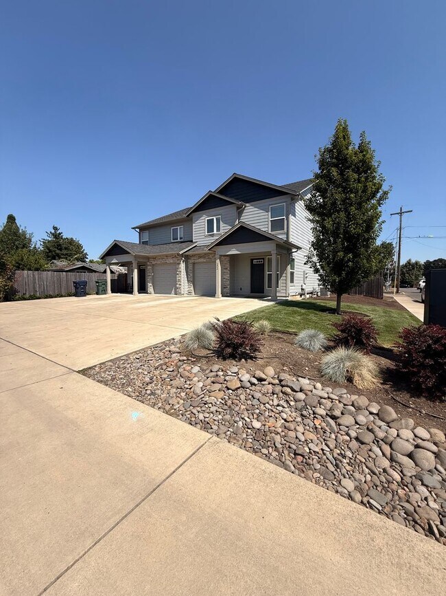 202-204 Williams St.
