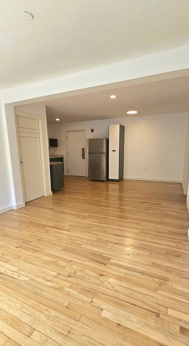 Photo - 35 Springside Ave Unit 1E