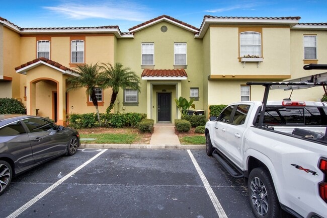 Photo - Modern 3-Bedroom, 2-Bath Townhouse near Ch...