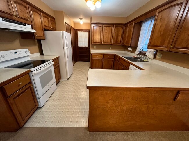 Photo - 350 W Mae Rose Ave