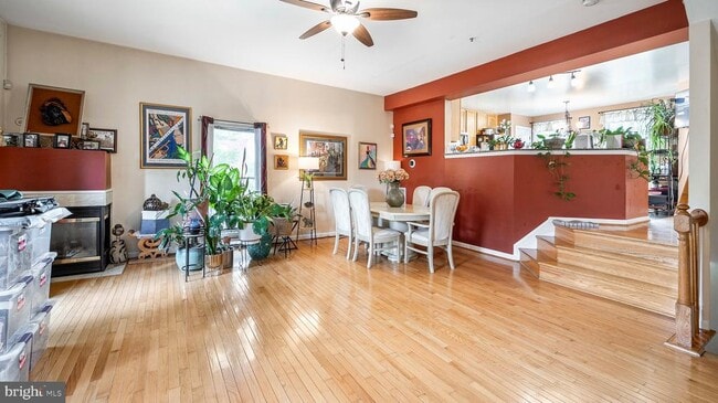 Photo - 274 Robert St Townhome