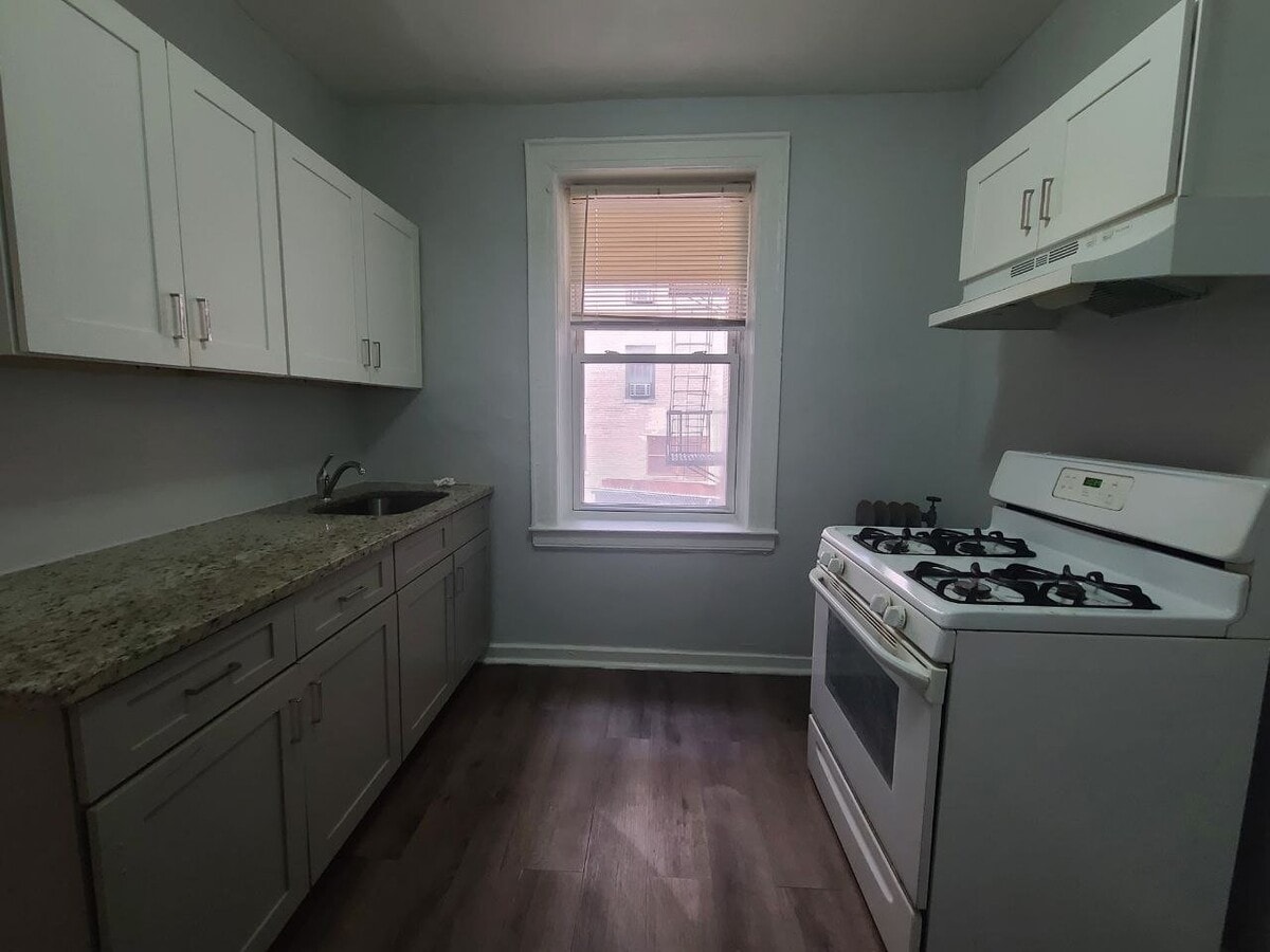 Photo - 61 S Munn Ave Unidad 104