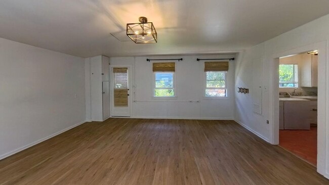 Photo - 630 Beverly Dr Unit Studio
