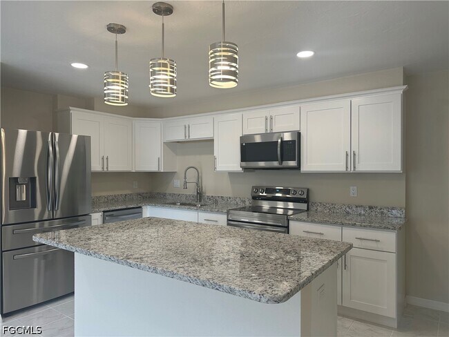 Photo - 4802 Tudor Dr Unit 102