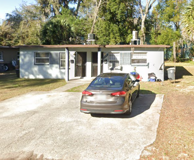 Building Photo - 3926-3928 Boulevard Unit 3926 Boulevard Rental