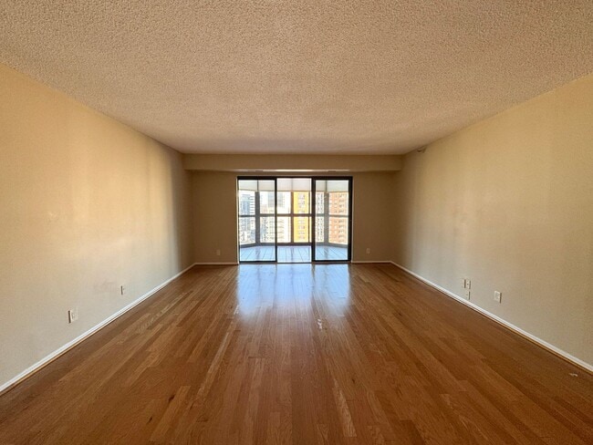 Photo - Luxurious Double Suite Condo With 2 Full Baths and Sunroom In Desired Belvedere Condominiums Unit 1533