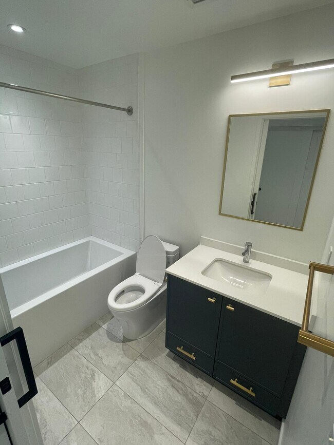 Photo - 1807 Larch St Unit 00112