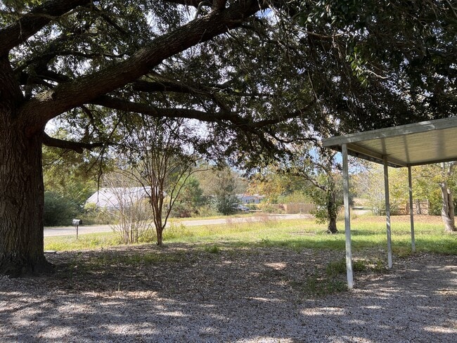 Photo - 103 Knoxville Dr