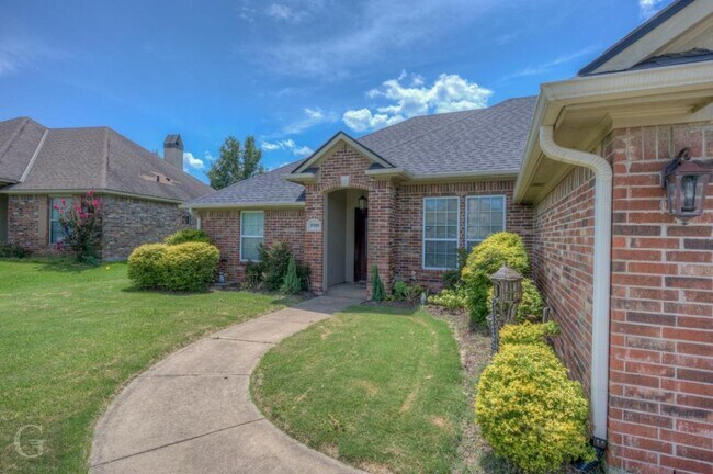 Photo - 3910 Le Brooke Ln