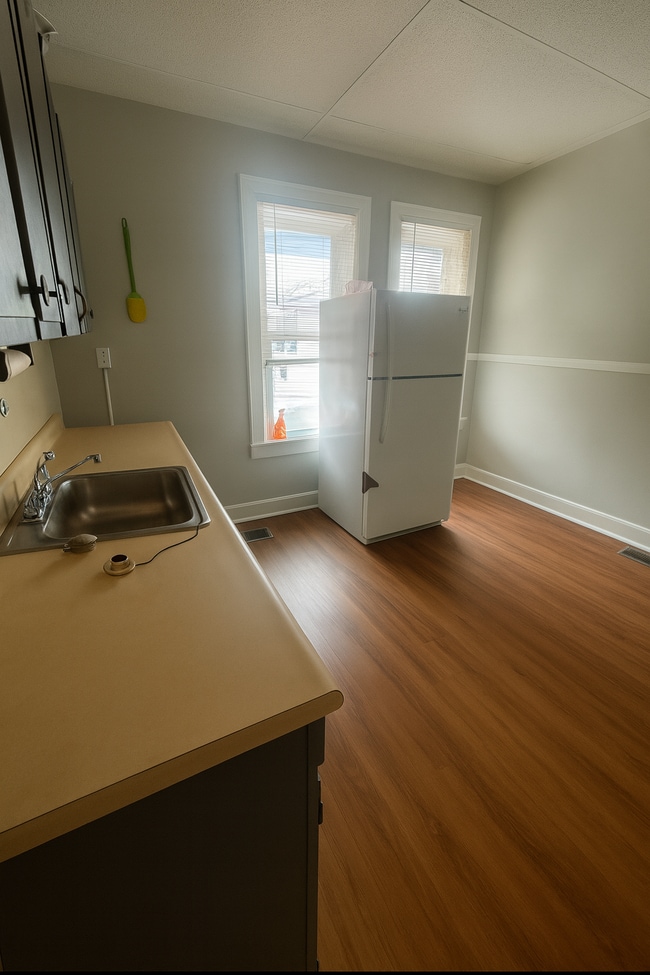 Photo - 269 W Main St Unit 1