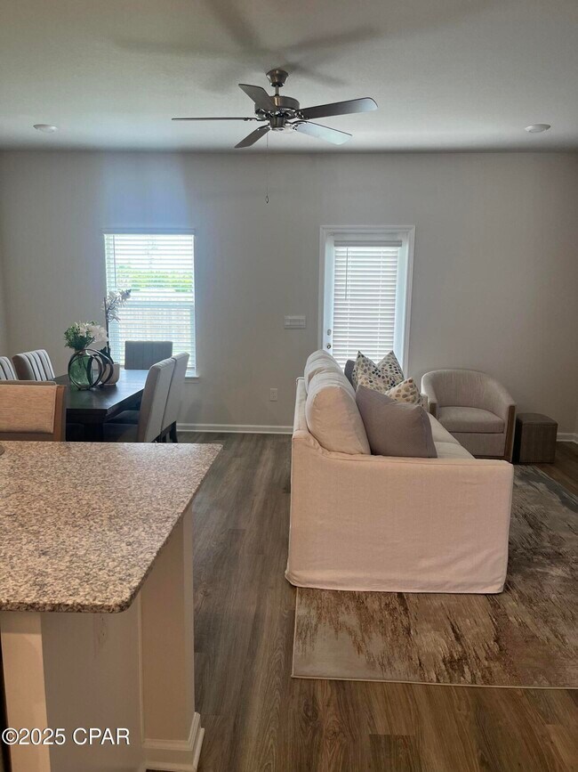Photo - 1709 Jakes Dr