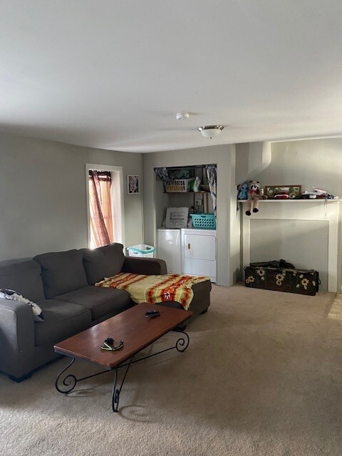 Photo - 21 W Main St