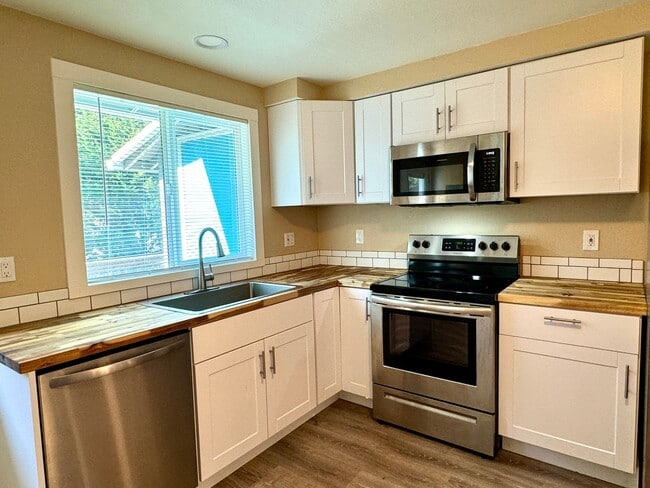 Photo - 78X Four Plex Unit 785