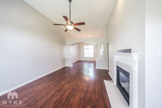 7384 Hunters Forest Cove