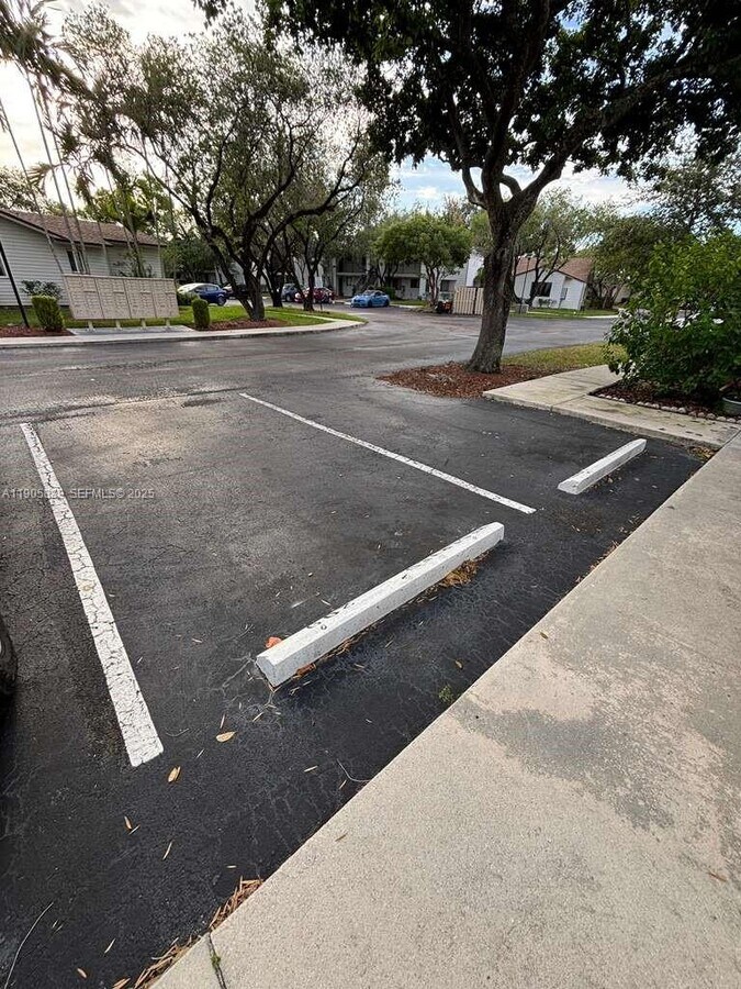 Photo - 3637 NW 99th Terrace Unidad 9B