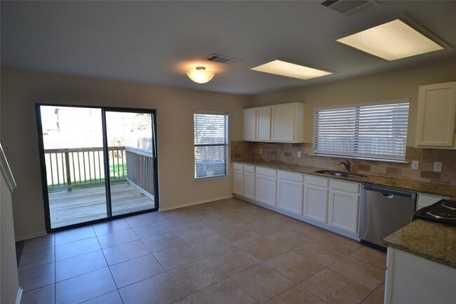 Photo - 3302 High Cotton Cove