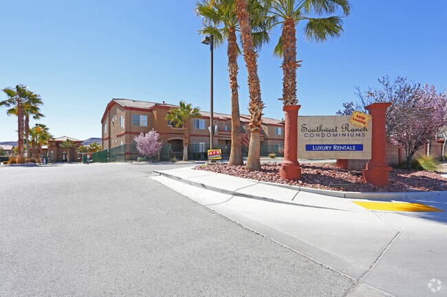 Entrada de Southwest Ranch - Southwest Ranch Condominiums