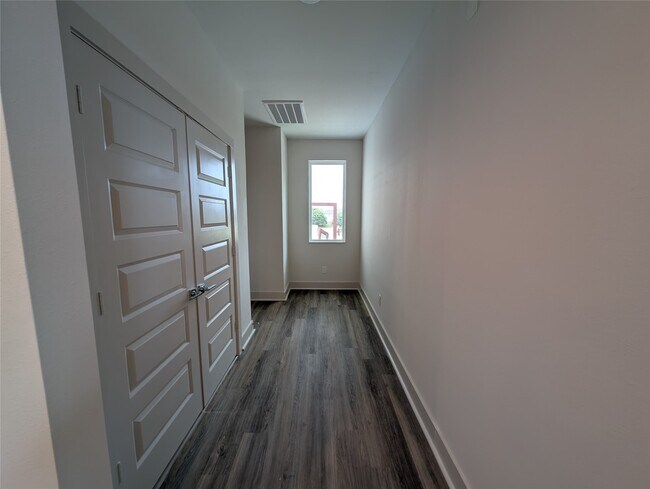 Photo - 4403 Abaco Ln