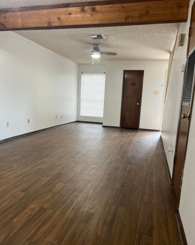 Photo - 2 Bed 1.5 Bath Home for Rent