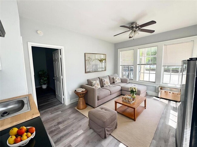 Photo - 704 Cordova Dr Unidad 1