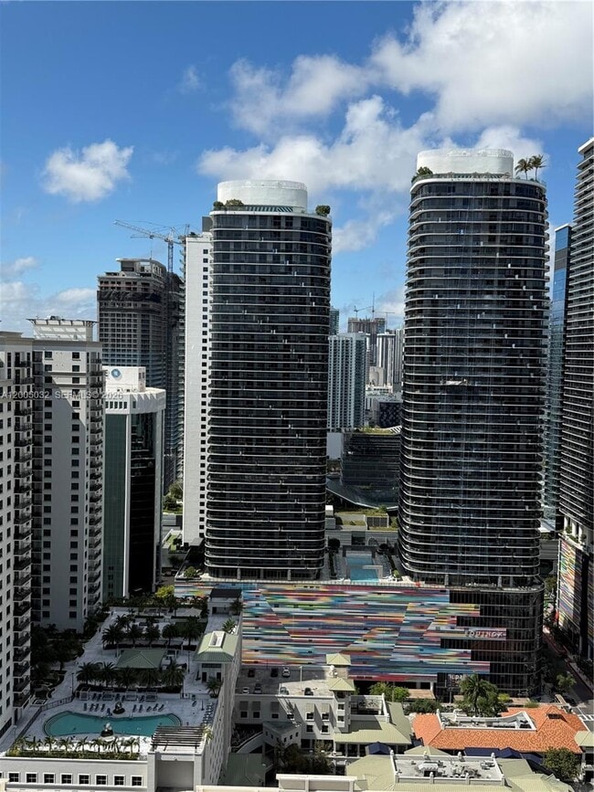 Photo - 1111 SW 1st Ave Unit LPH3820-