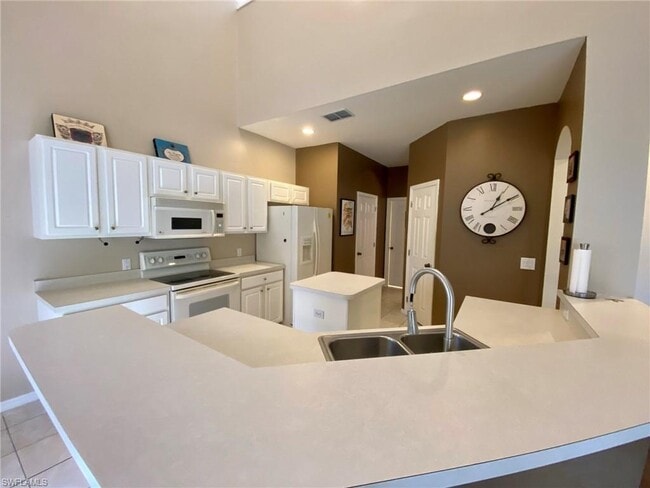 Photo - 74 Burnt Pine Dr